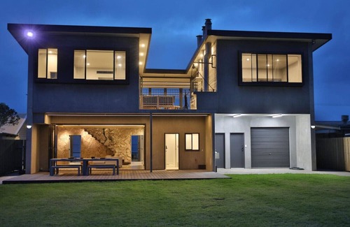 Middleton House | The Glasshouse at Middleton Point