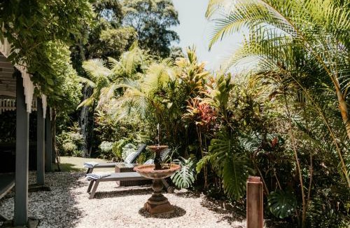 Murwillumbah House | The Glenelg Whole Residence - 8 persons
