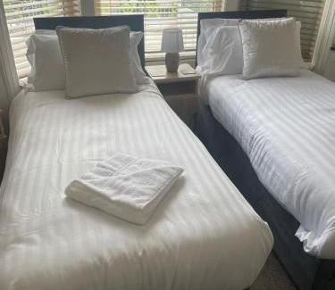 South Shore Bed & Breakfast | The Glenroy Guest House