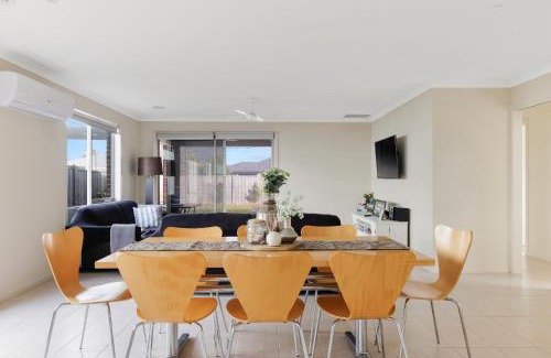 Cowes House | The Grampian in Cowes BYO LINEN & TOWELS