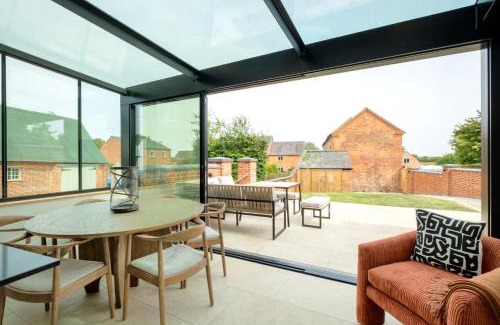 Kelmarsh House | The Granary - Historic Retreat in Welford