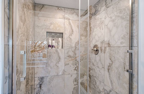 Greensburg Resort | THE GRANDEUR ESTATE