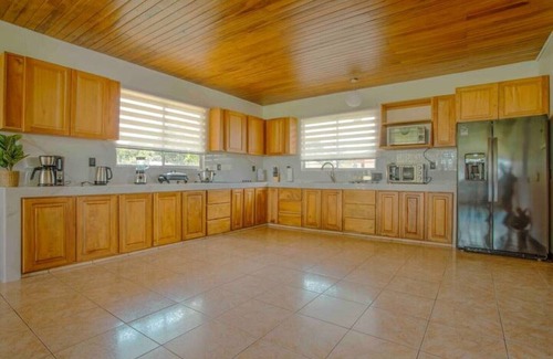 El Tanque House | The Gray Oasis Village,brand New, Gated, Cozy&safe