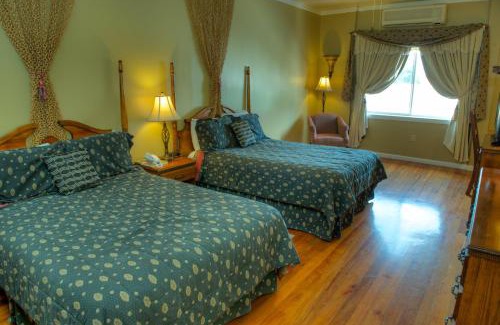 Fort George Hotel | The Great House Inn