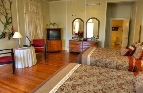 Fort George Hotel | The Great House Inn