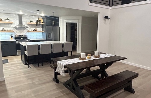 Enid House | The Great Plains Escape