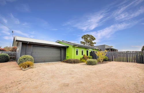 Paynesville House | The Green House is the perfect holiday home for the family to enjoy