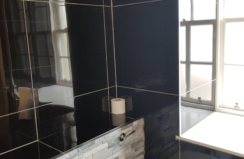 Ardrishaig Hotel | The Grey Gull Hotel