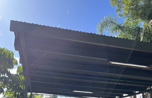 Kallangur House | The Grey Lady Brisbane outer north/ Moreton Bay region.