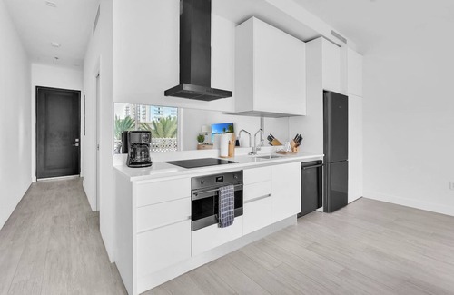 Seven Mile Beach Apartment | The Grove 33 in Grand Cayman