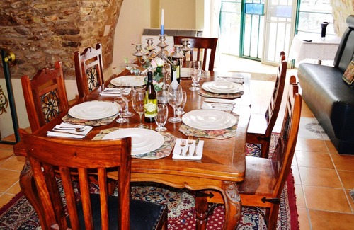 Artists Colony House | The Guesthouse Private Holiday House