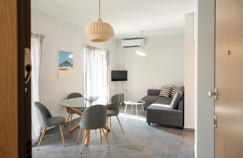 Xylokastron Apartment | The H Experience Blackbird Spacious 2BD Apartment close to the beach