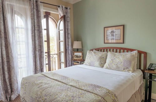 New Port Richey Hotel | The Hacienda