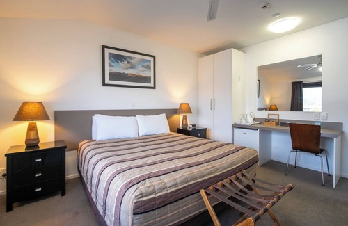 Halswell Hotel | The Halswell