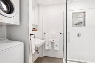Port Melbourne Apartment | The Hamptons Apartments - Port Melbourne