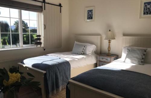 Kenmare House | The Happy Pig