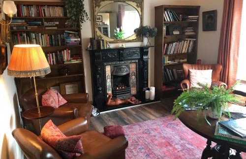 Kenmare House | The Happy Pig