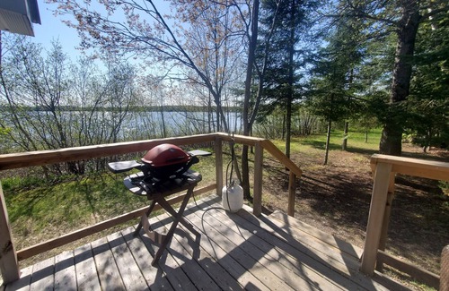 Strong Cabin | The Happy Place