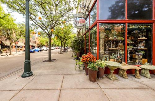 Harrison Boulevard House | The Harrison House