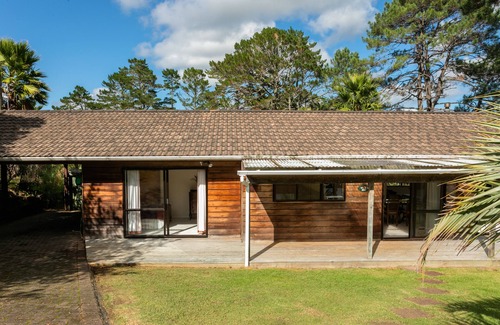 Swanson House | "The Haven' Swanson,npeaceful semi-rural lifestyle living.