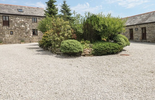 St. Neot Cottage | THE HAYLOFT, pet friendly, character holiday cottage in St Neot