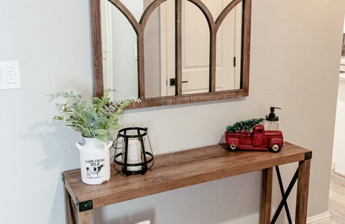 Turlock House | The Heart of the Valley: Smart Modern Farmhouse