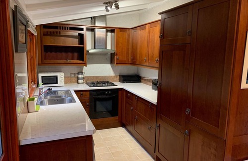 Penrith Cottage | THE HERMITAGE, pet friendly, with hot tub in Penrith
