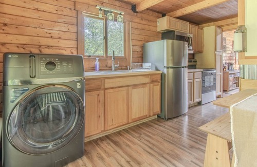 Limerick House | The Hideaway Cabin