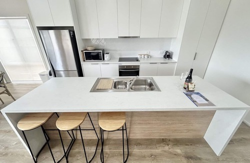 Moonta Bay Apartment | The Hideaway - Charming 4 BR Home in Moonta Bay
