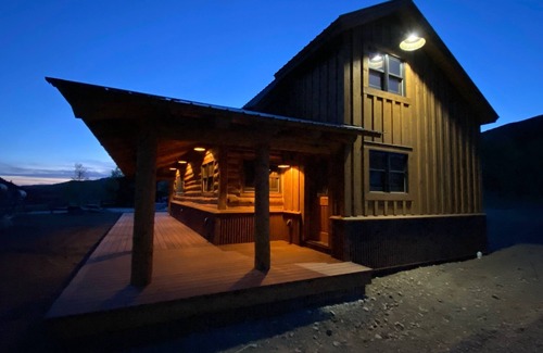 Ohio City Cabin | The High & The Mighty - 115 Gunnison Street, Ohio City, CO 81237