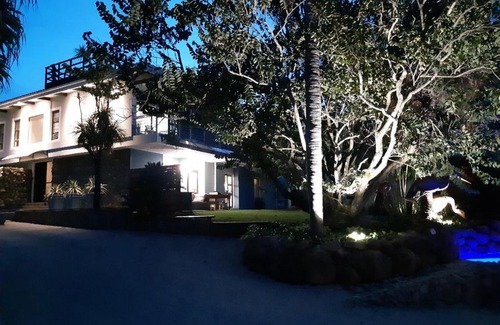 Beacon Bay Bed & Breakfast | The Hillcrest Guesthouse