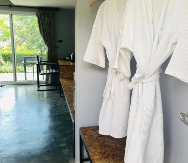 Ko Phi Phi Hotel | The Hip Resort @ Phi Phi