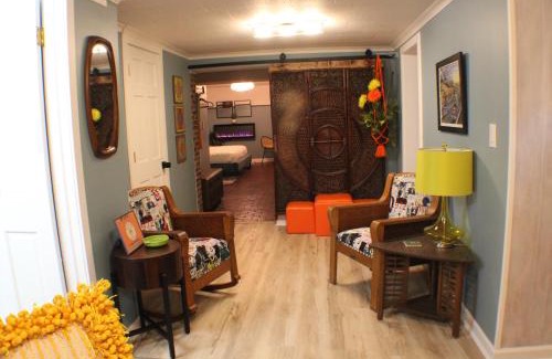 Abingdon Apartment | The Hippie Pad