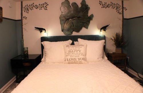 Abingdon Apartment | The Hippie Pad