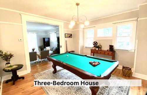 Albany House | The Historic Entertainer in Downtown Monteith District