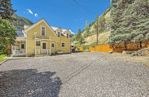 Historic District Apartment | The Historic: Victorian Charm!