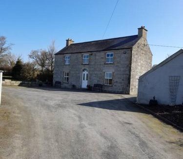 Knockaderry Cross Roads House | The Hollow