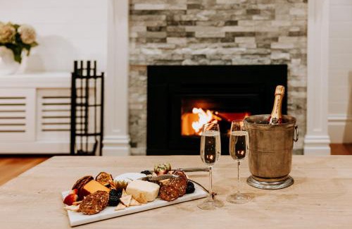 Berry Hotel | The Homestead