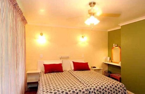 Geluksburg House | The Homestead Guest House and S-Catering