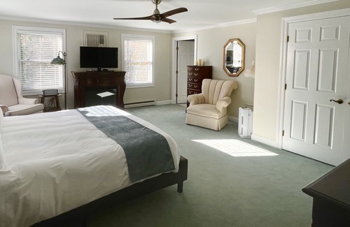 Madison Center Bed & Breakfast | The Homestead