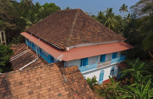 Cansaulim Condo | The Honeymooners Houstel ,193 year old Heritage House