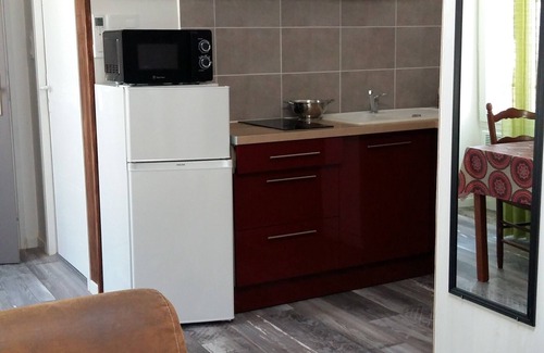 Saujon Apartment | The Host next door