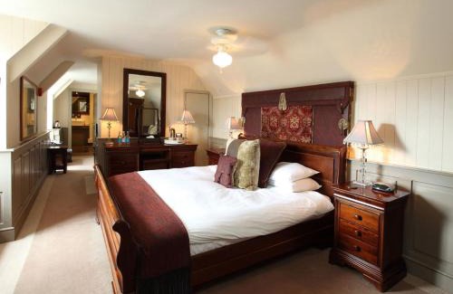 Burnham Market Hotel | The Hoste and The Vine House Hotels