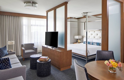 Wayzata Hotel | The Hotel Landing