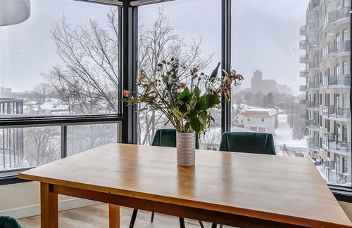 Hull Condo | The Hour Glass | No Service Fees | Gatineau Park