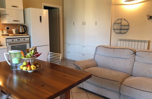 Travedona-Monate Apartment | The House of Leo Lake Monate Travedona