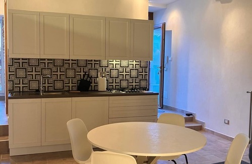 Monterotondo Apartment | The house of memories in the historic center of Monterotondo has 2 apartments