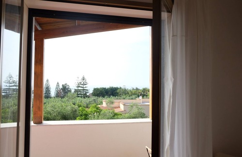 Partinico Villa | The House of Olives Piano Re