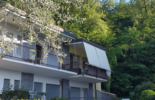 San Felice del Benaco Apartment | The House On The Lake 1 Beachfront