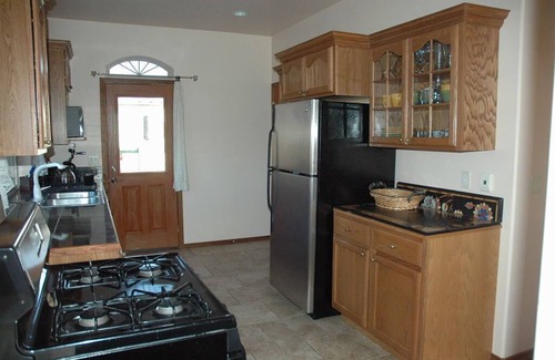Sequim House | The House With Sea & Mountain Views, Sauna, Hot Tub, Jacuzzi, Free EV charge